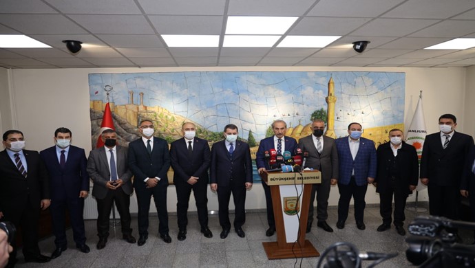 AK BELEDİYE BAŞKANLARINDAN BAŞKAN BEYAZGÜL’E DESTEK AÇIKLAMASI