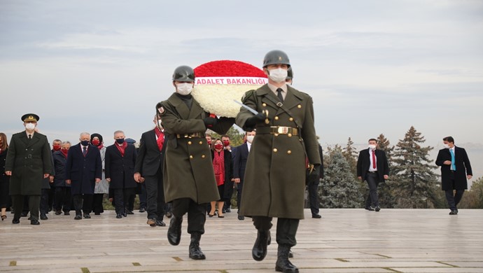 ADALET BAKANI ABDÜLHAMİT GÜL, BU DESTANSI DİRENİŞİN KAHRAMANLARI YOLUMUZU AYDINLATACAK