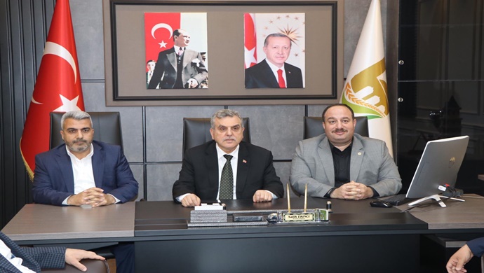 BAŞKAN BEYAZGÜL’DEN VİRANŞEHİR BELEDİYE BAŞKANI EKİNCİ `YE ZİYARET